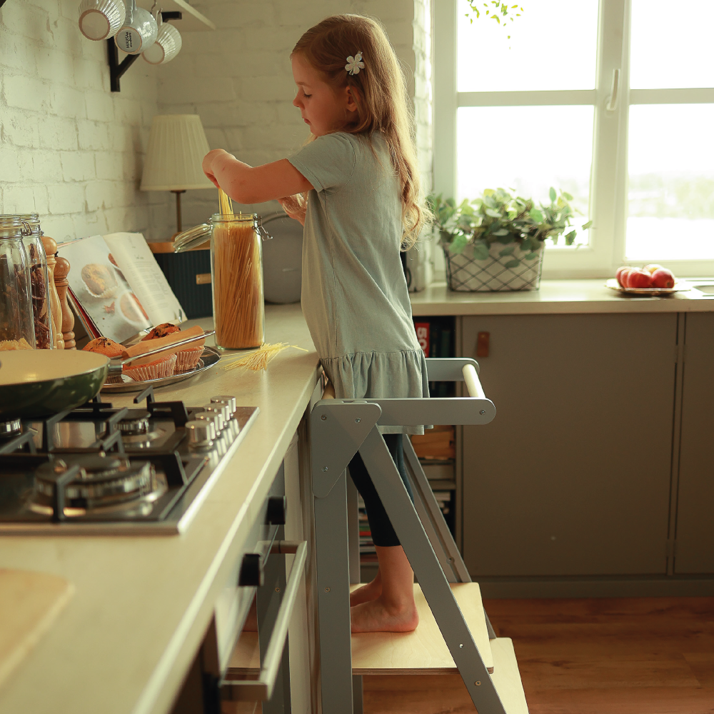 Foldable learning kitchen tower White