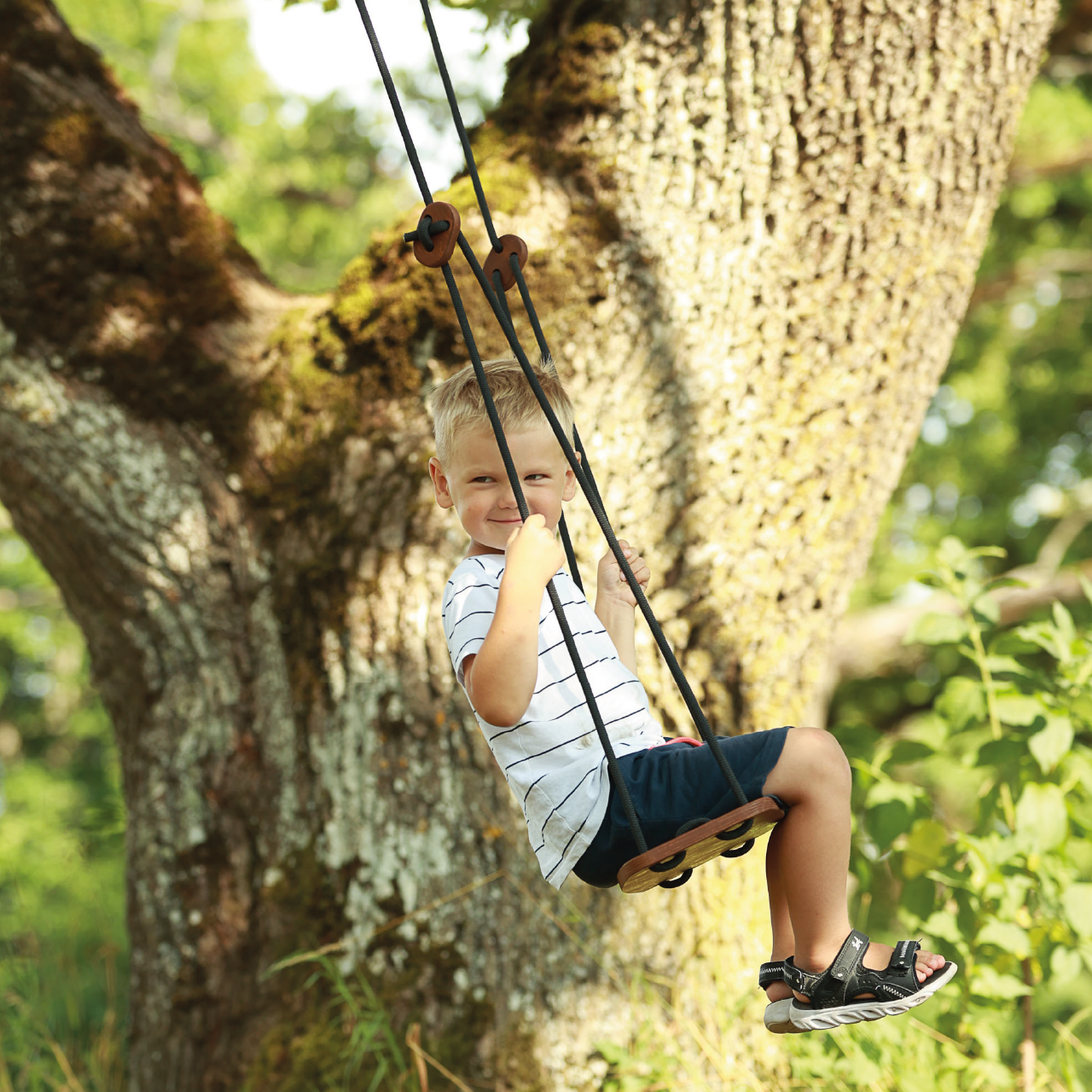 Wooden swing grey